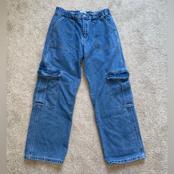 Cargo Pants! - Picture 2 of 4